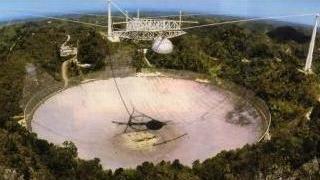 305-метровый радиотелескоп Аресибо - крупнейший в мире