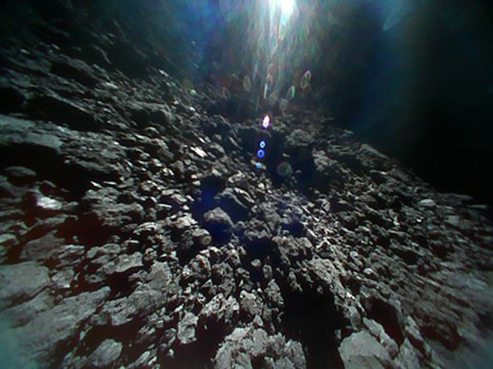 Перед посадкой на астероид Рюгу