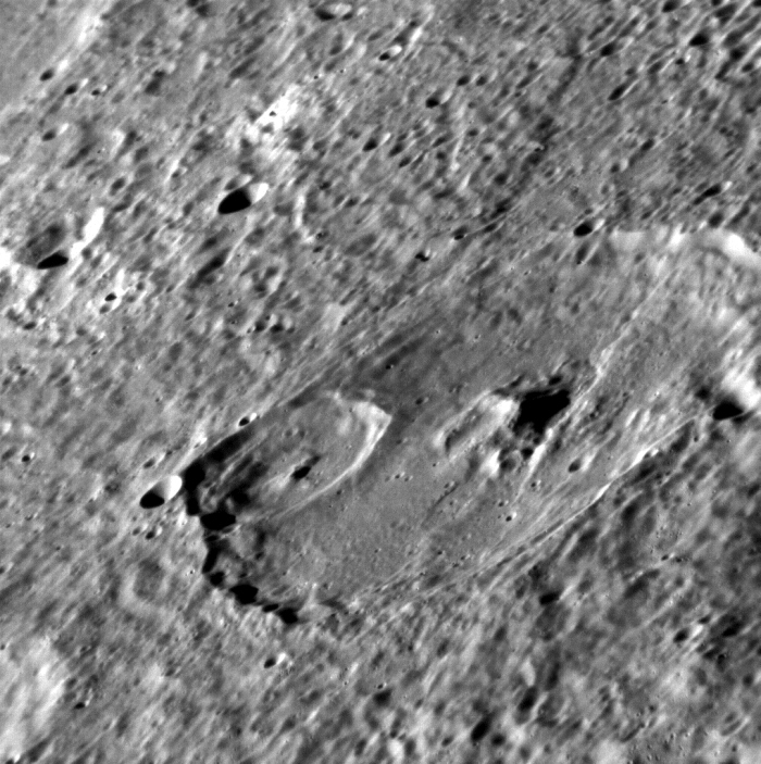 Комплексный кратер на Меркурии